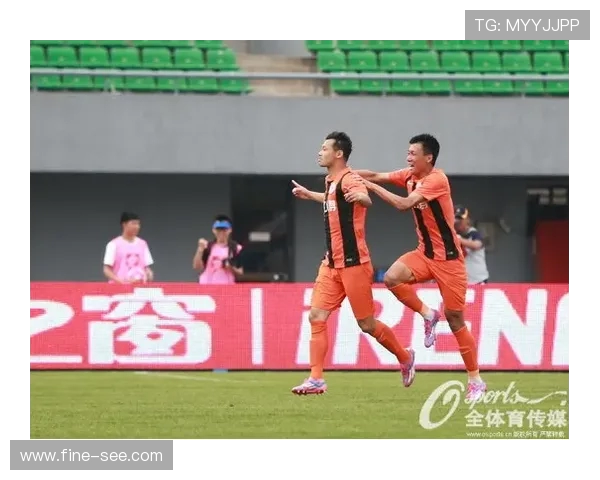 弧顶劲射破门厄德高斩获本赛季俱乐部赛事首球彰显核心价值助力胜利 弧顶劲射破门厄德高斩获本赛季俱乐部赛事首球彰显核心价值助力胜利